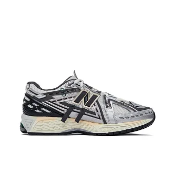 Кроссовки New Balance 1906A M1906AD